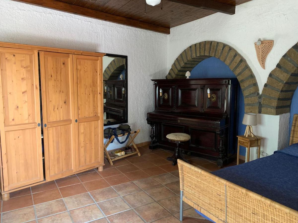 Cactus B&B Le Casette Di Marilena Pantelleria Room photo